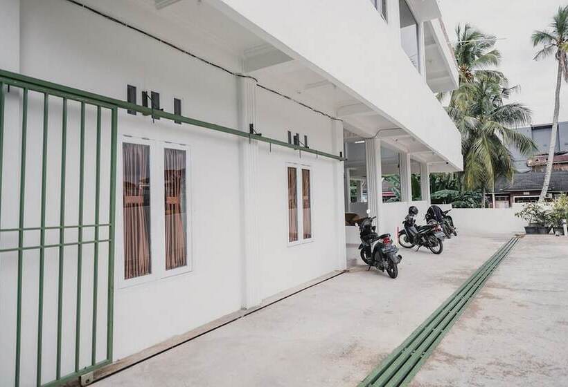 펜션 Reddoorz Syariah Near Arafah Hospital Jambi