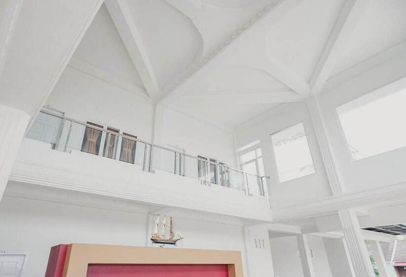 펜션 Reddoorz Syariah Near Arafah Hospital Jambi