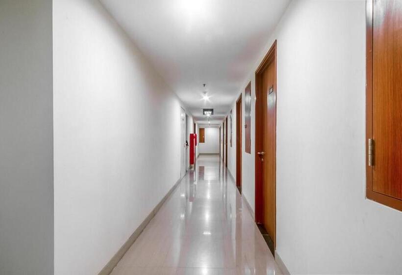 Пансион Redliving Apartemen Grand Kamala Lagoon Kita Pro Tower Barclay North