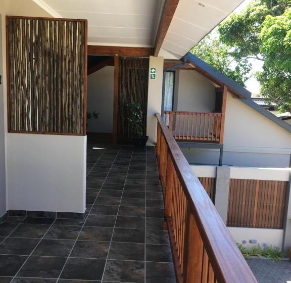 펜션 Turaco Guest House