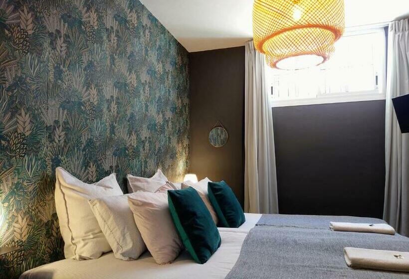 بنسيون Carmen Rooms    Boutique B&b By The Sea