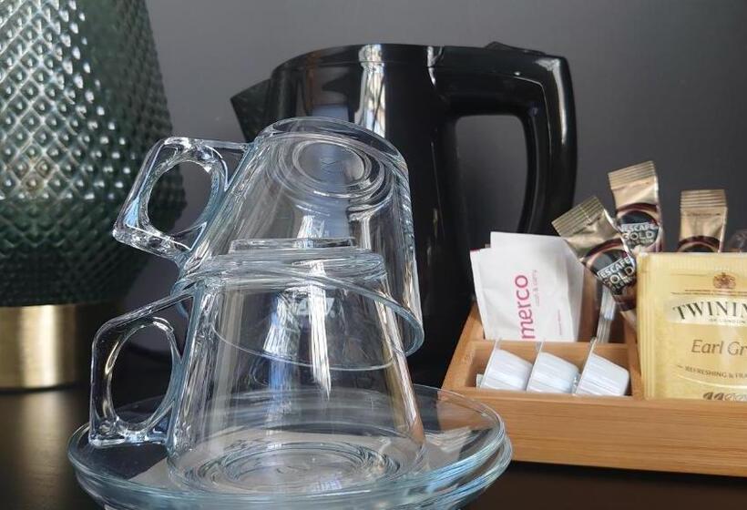 بنسيون Carmen Rooms    Boutique B&b By The Sea