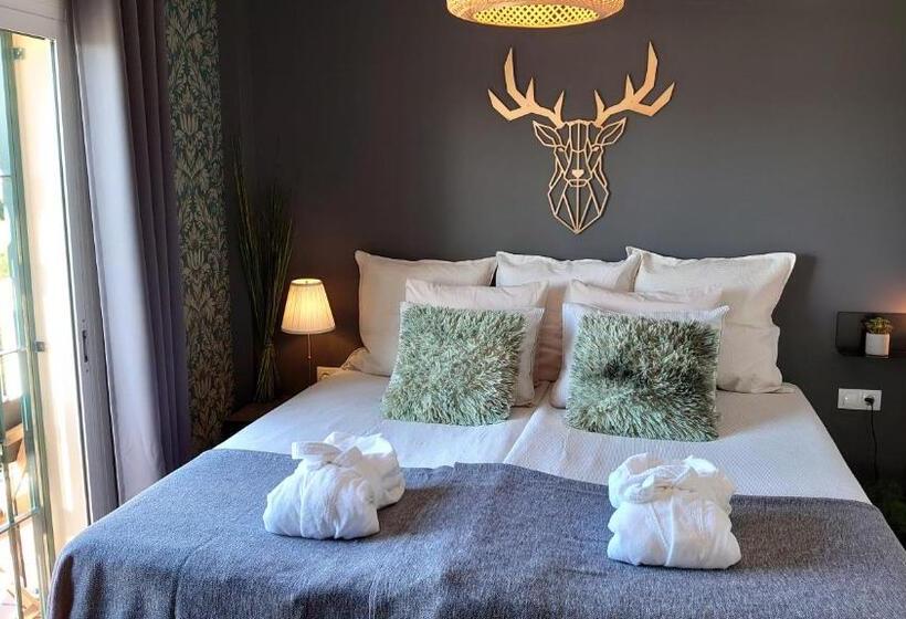 بنسيون Carmen Rooms    Boutique B&b By The Sea