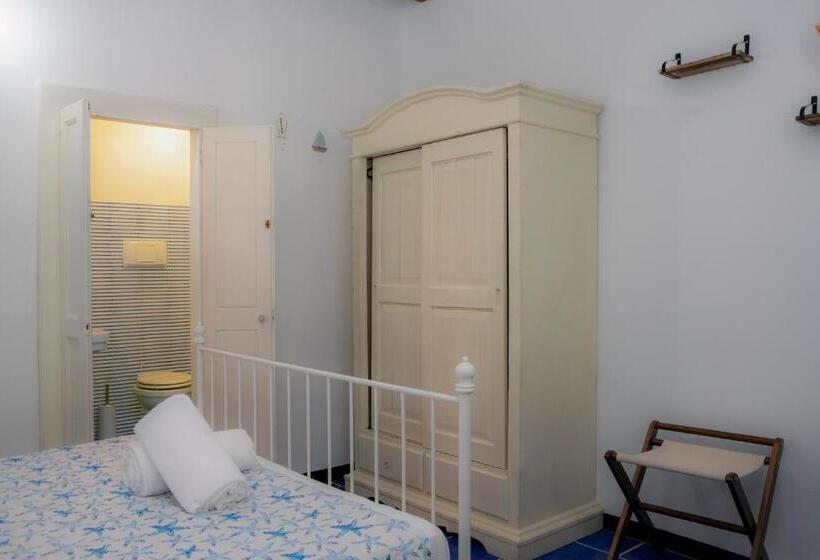 پانسیون White Lerici