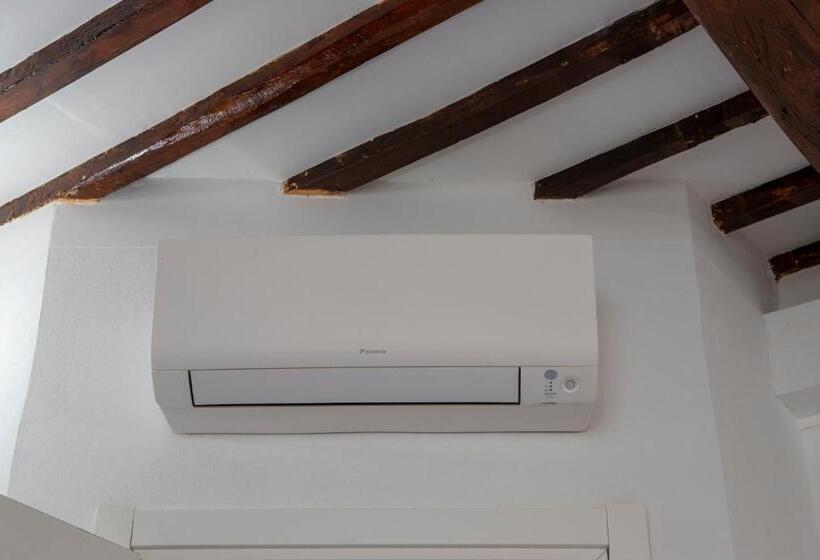 پانسیون White Lerici