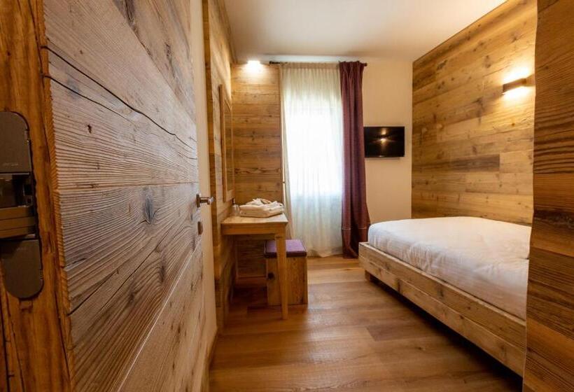 استراحتگاه Relais Althea Azienda Agrituristica