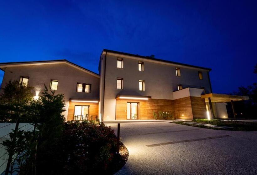 استراحتگاه Relais Althea Azienda Agrituristica