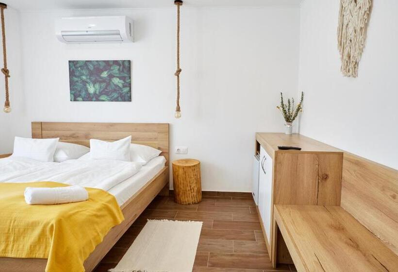 צימר Naturella Panzió