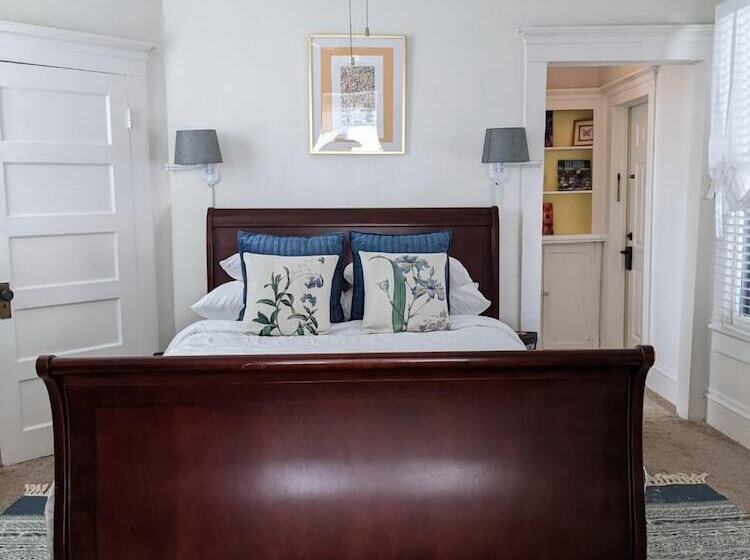 مبيت وإفطار Old Powder House Inn