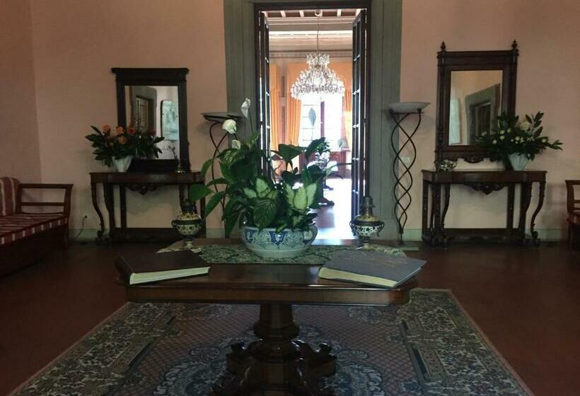 住宿加早餐  Relais Villa Montecatini