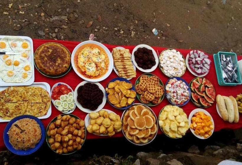 تختخواب و صبحانه Sunset Bungalows & Gh