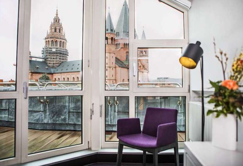 בית מלון כפרי Erbacher Hof, Bistum Mainz