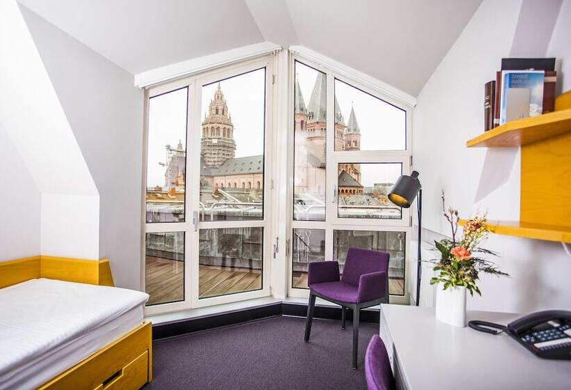 בית מלון כפרי Erbacher Hof, Bistum Mainz