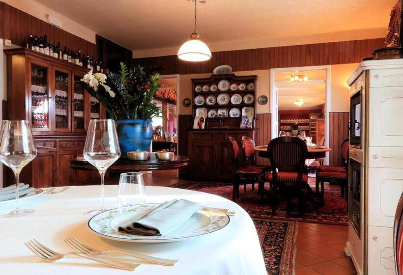 ホテル Felicin  Villa Stella