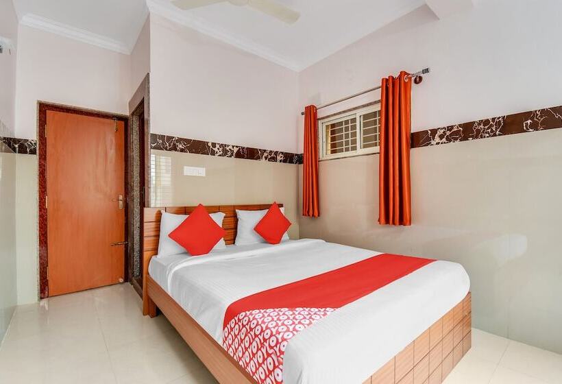 Отель O Sri Sai Guru Comforts