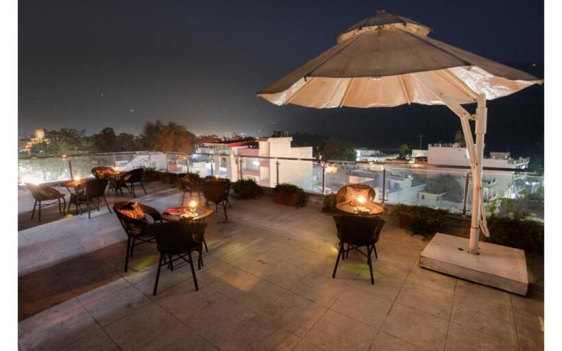 酒店 Holywater By Ganga Kinare