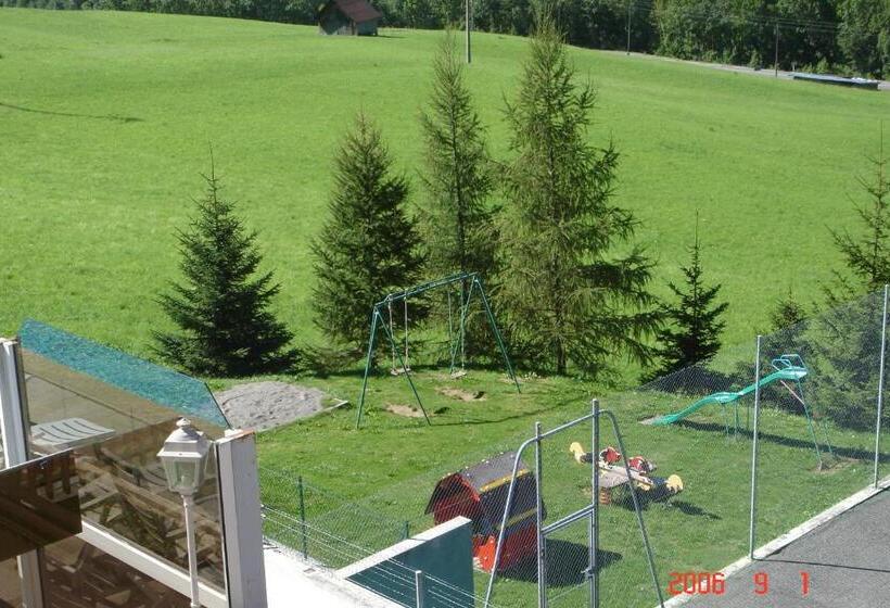 בית מלון כפרי Hôtel Plein Soleil