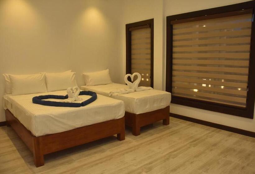 호텔 J7 Villaj Resort