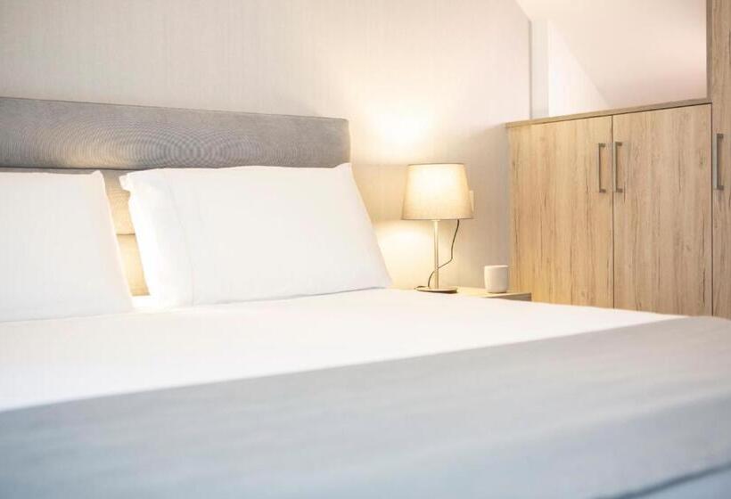 Отель Kn Ionian Suites