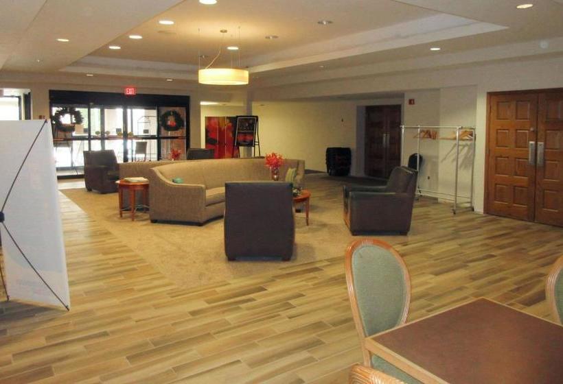 Отель Mainstay Suites