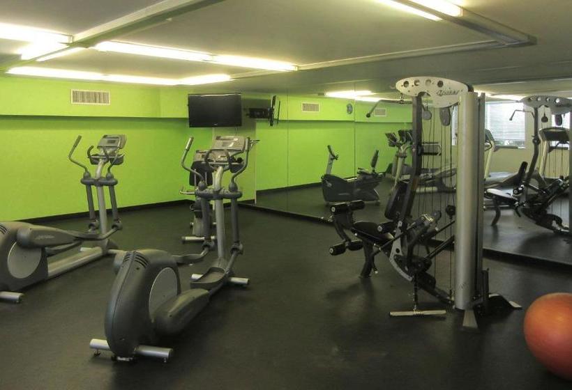 Отель Mainstay Suites