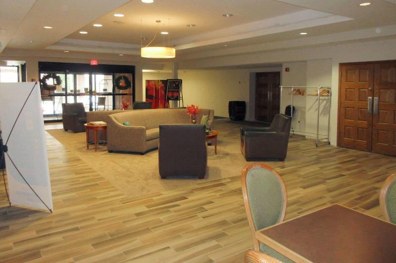 Отель Mainstay Suites