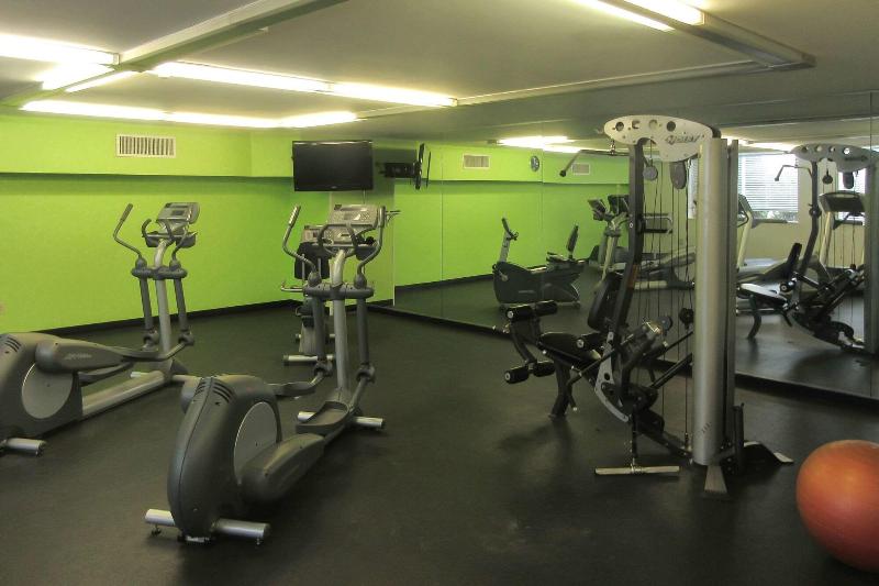 Отель Mainstay Suites