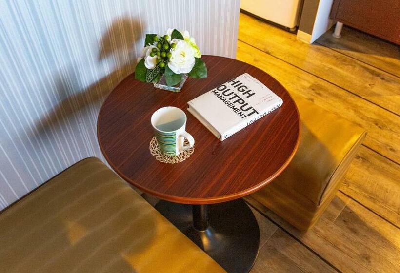 בית מלון כפרי Mr.kinjo Link In Kume Naha