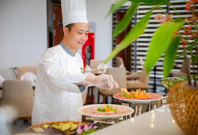 هتل Muong Thanh Grand Bai Chay