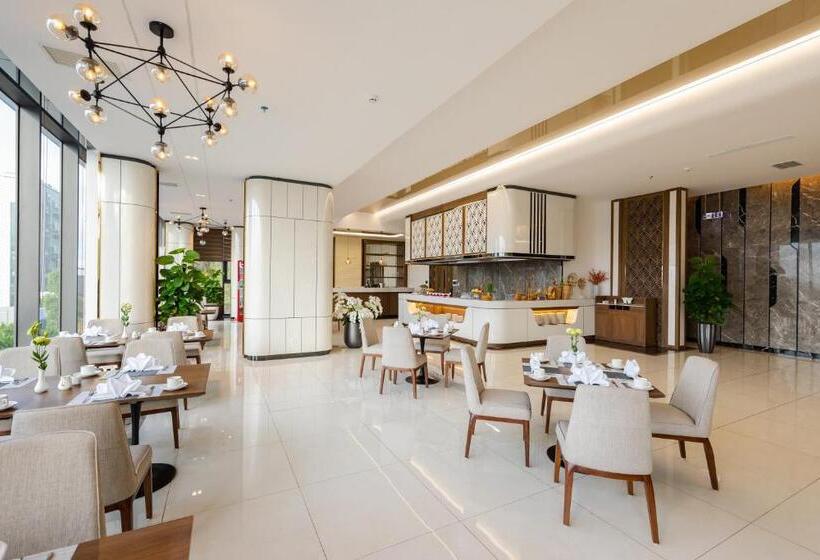 هتل Muong Thanh Grand Bai Chay