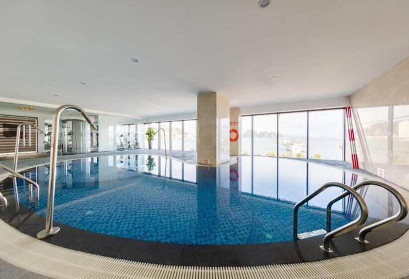 هتل Muong Thanh Grand Bai Chay