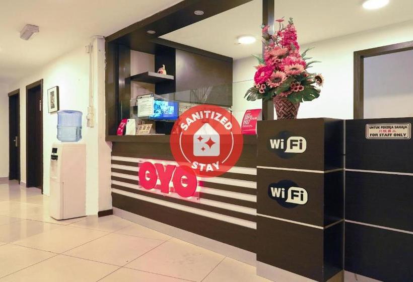 Отель Oyo 1227 Aa Inn