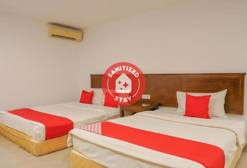 Отель Oyo 1227 Aa Inn