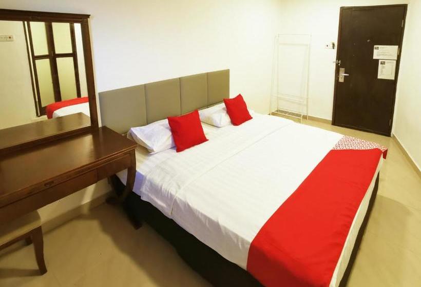 Отель Oyo 1227 Aa Inn