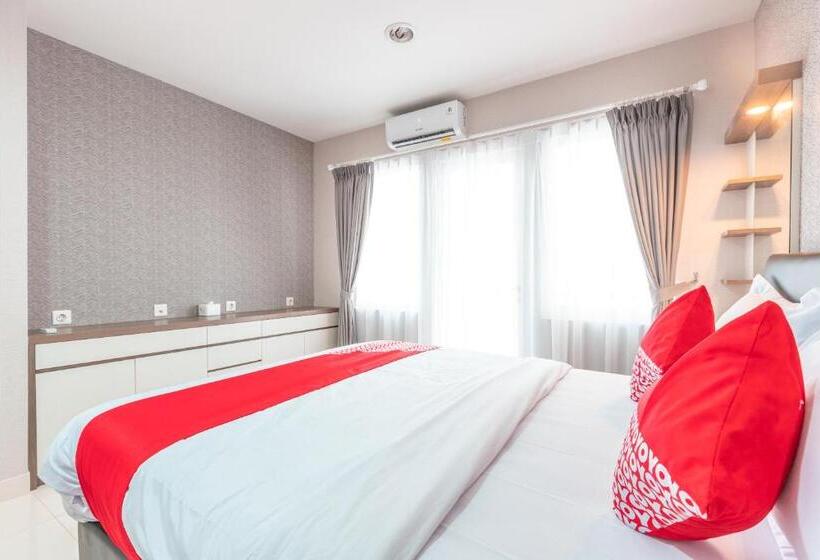 호텔 Oyo 1948 Apartement Sentul Tower