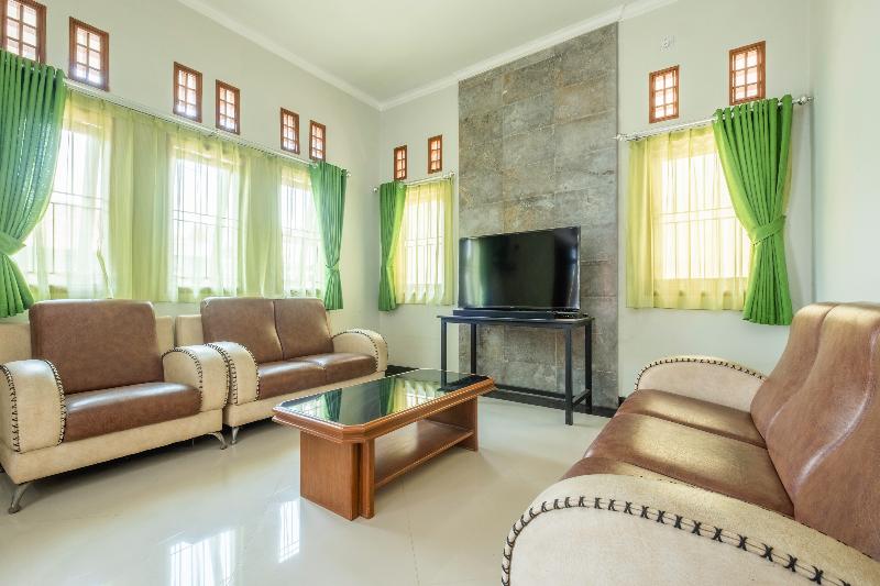 فندق Oyo 2072 Wisma Teratai