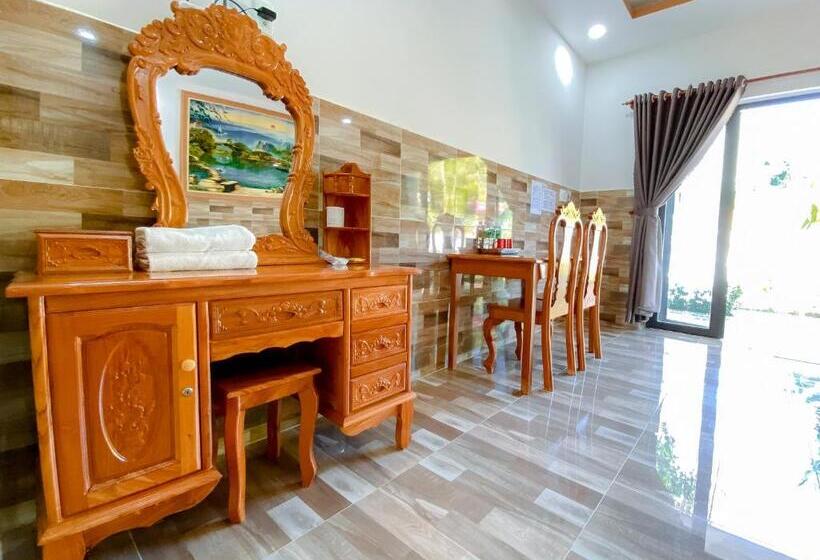 هتل Phu My Hung Bungalow