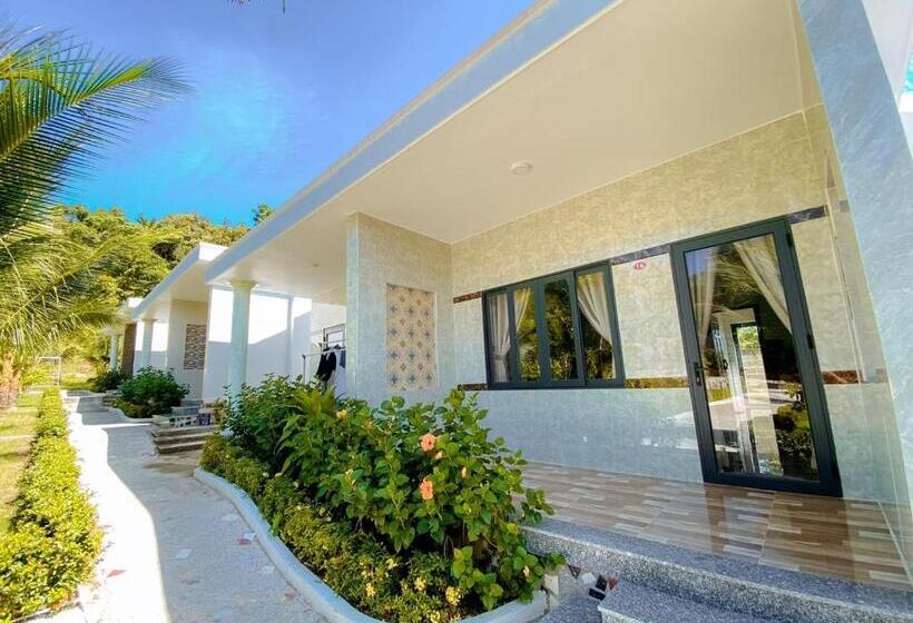 هتل Phu My Hung Bungalow