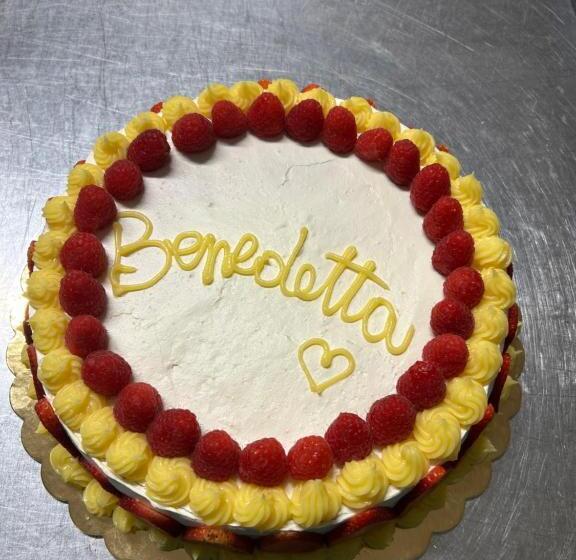 هتل Ristorante Mariuccia Varese