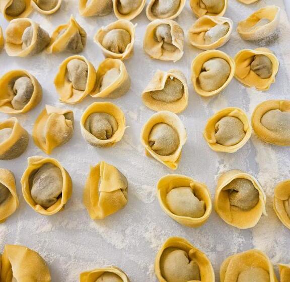 هتل Ristorante Mariuccia Varese