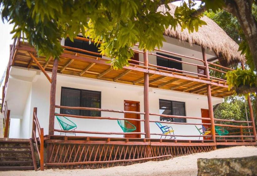 酒店 Royal Palm Bacalar Cabañas & Lagoon Club