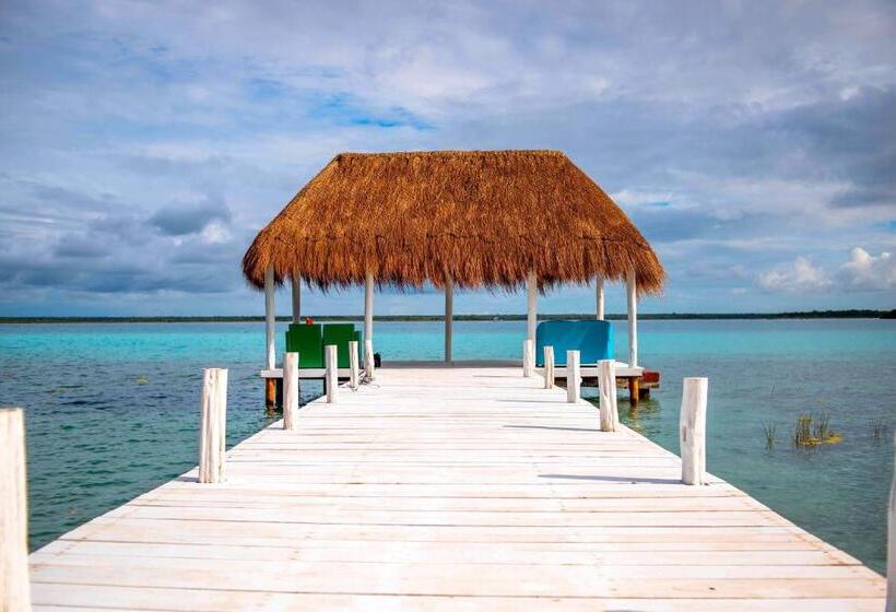 هتل Royal Palm Bacalar Cabañas & Lagoon Club