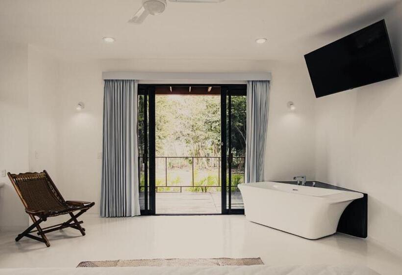 酒店 Royal Palm Bacalar Cabañas & Lagoon Club