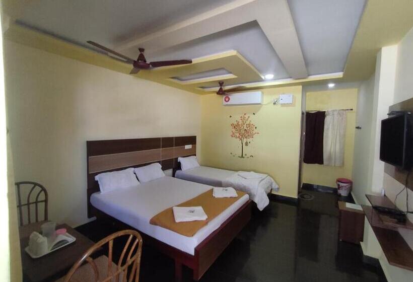 ホテル Sri Murugan Beach Paradise