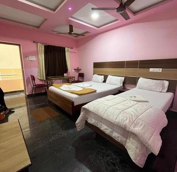 ホテル Sri Murugan Beach Paradise