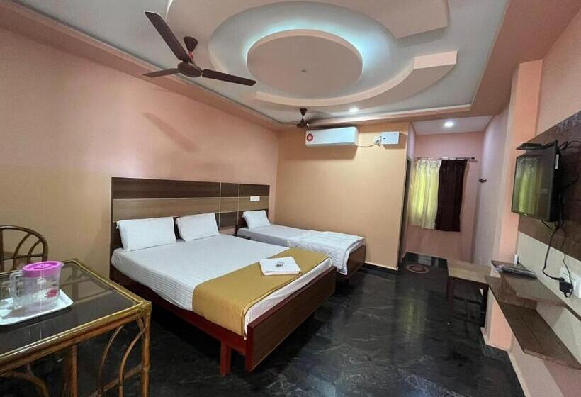 ホテル Sri Murugan Beach Paradise