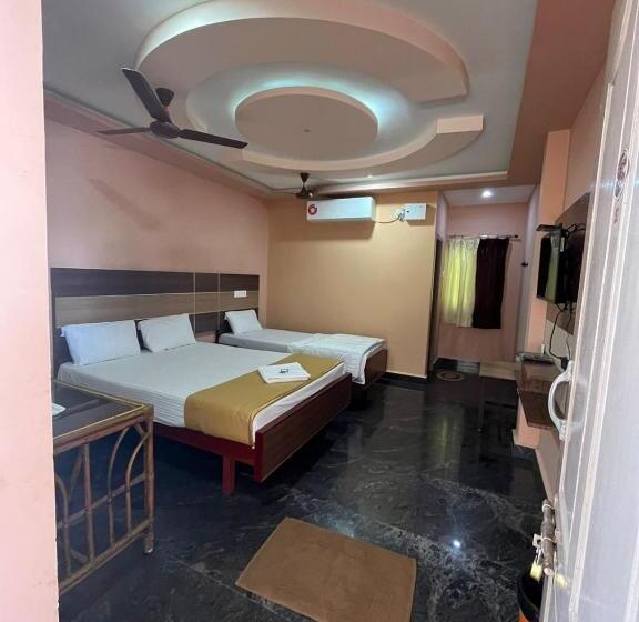 ホテル Sri Murugan Beach Paradise