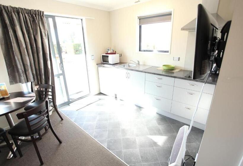 מוטל Timaru Top 10 Holiday Park