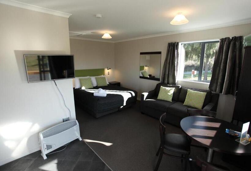 מוטל Timaru Top 10 Holiday Park