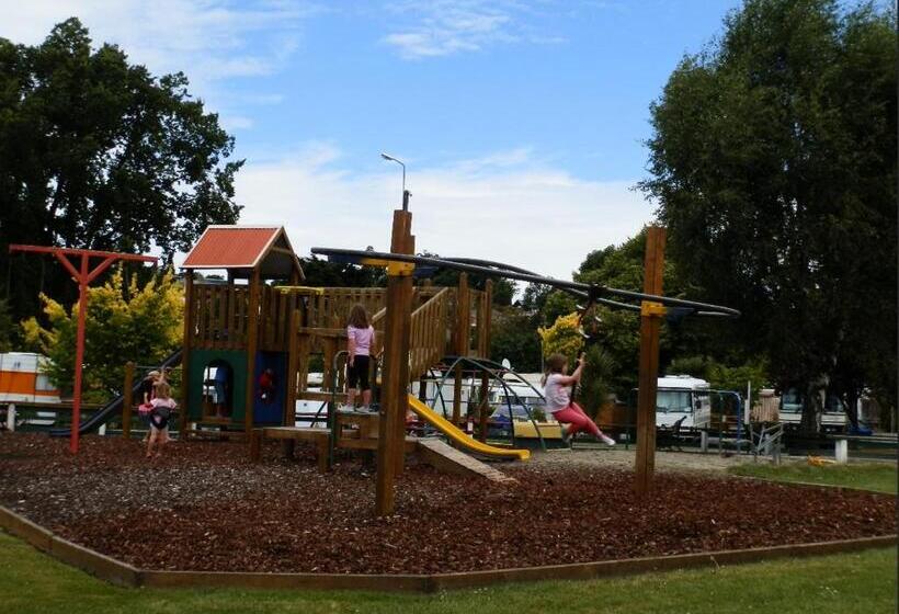 מוטל Timaru Top 10 Holiday Park